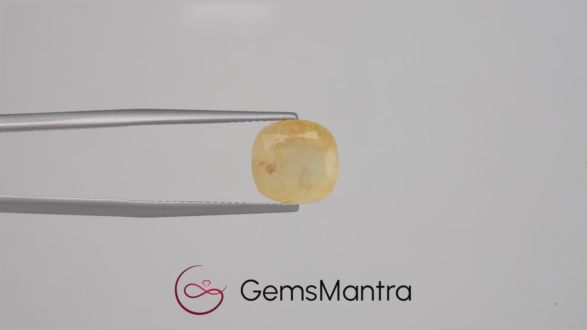 Yellow Sapphire (Pukhraj) – 5.89 Carat / 6.5 Ratti [GM02069]