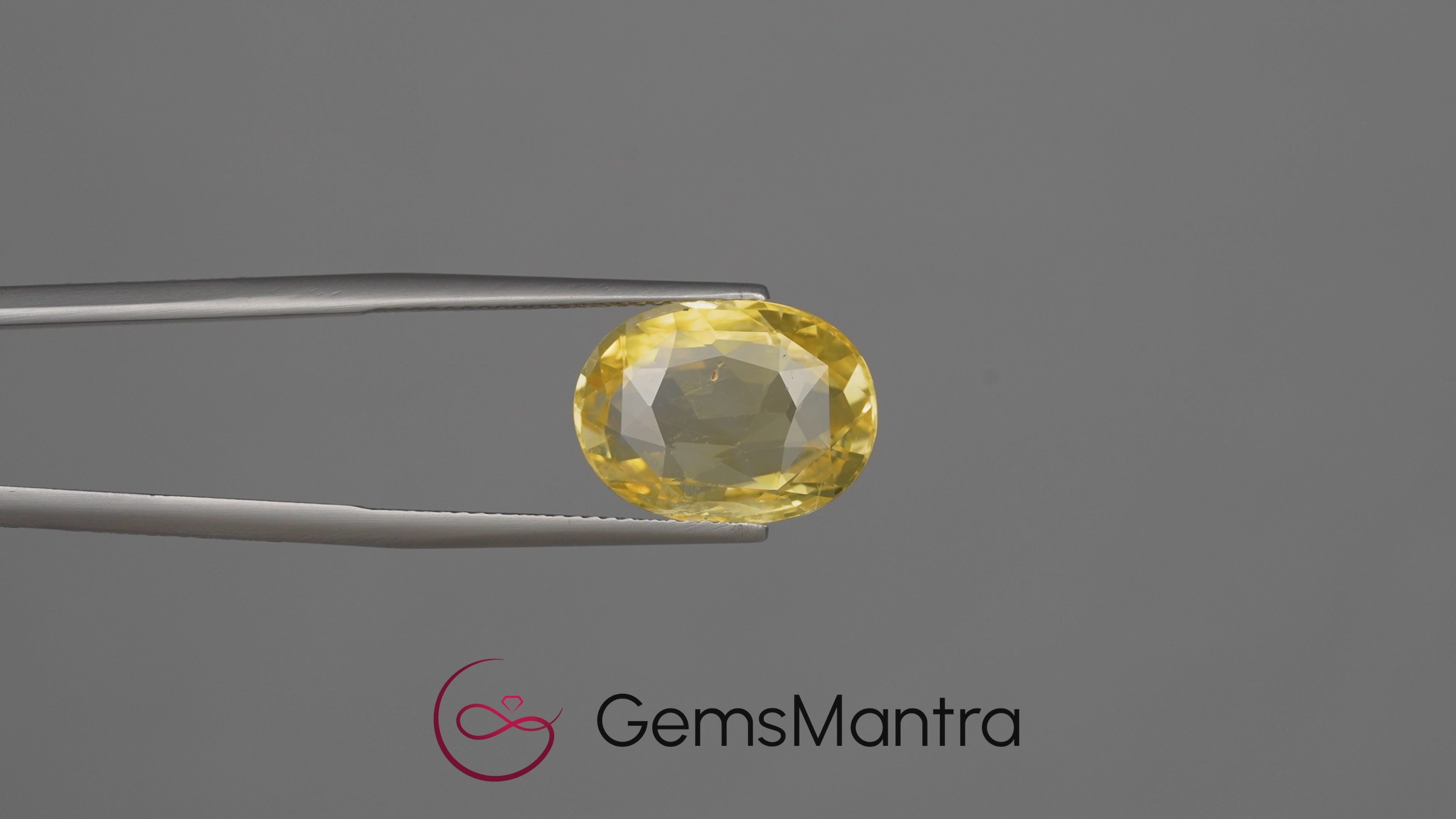 Yellow Sapphire - 9.56 Carats