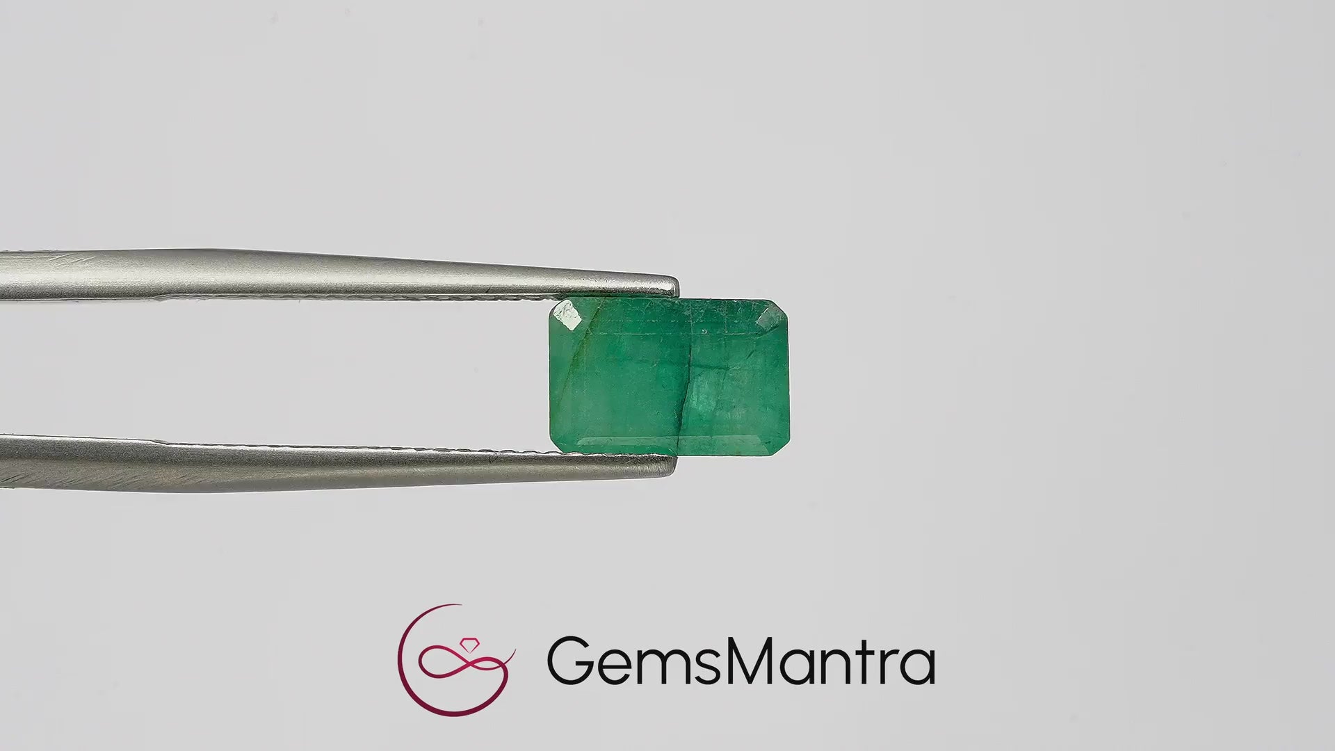 Brazilian Emerald (Panna) – 2.27 Carat / 2.5 Ratti [GM03526]