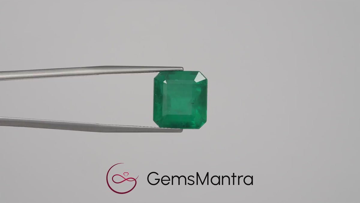 Emerald - 10.6 Carats