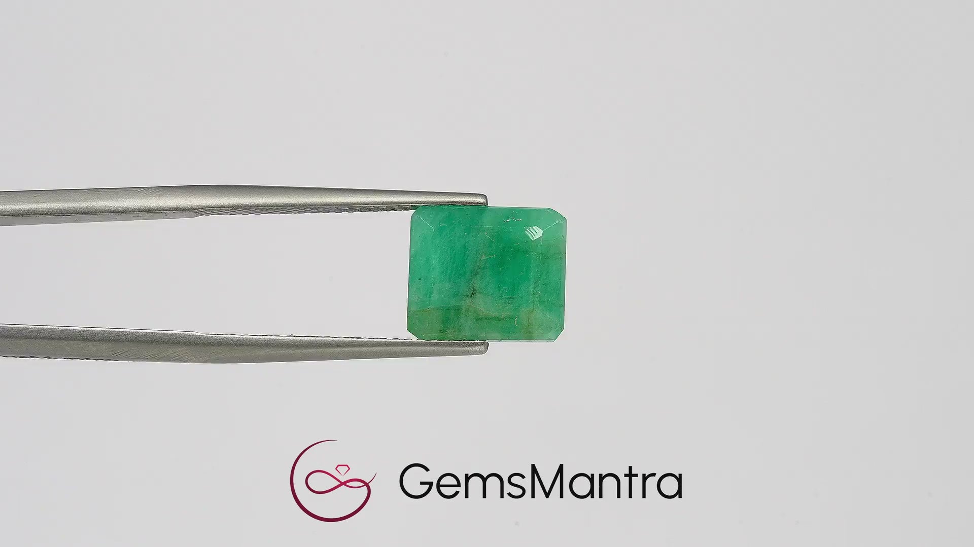 Brazilian Emerald (Panna) – 5.35 Carat / 5.9 Ratti [GM03440]