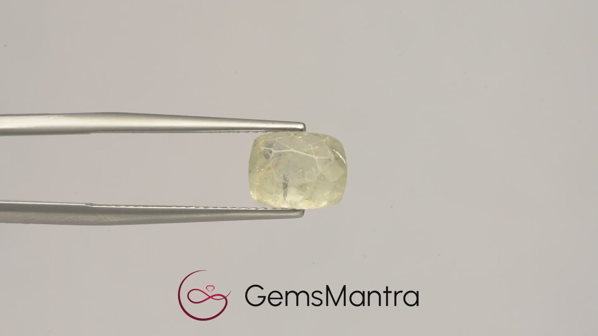 Yellow Sapphire (Pukhraj) – 4.18 Carat / 4.6 Ratti [GM03315]