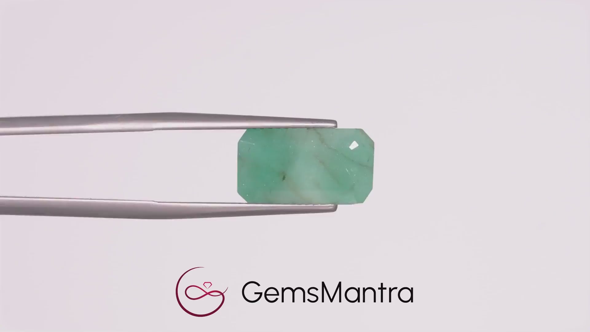 Emerald (Panna) – 5.34 Carat / 5.9 Ratti [GM02881]