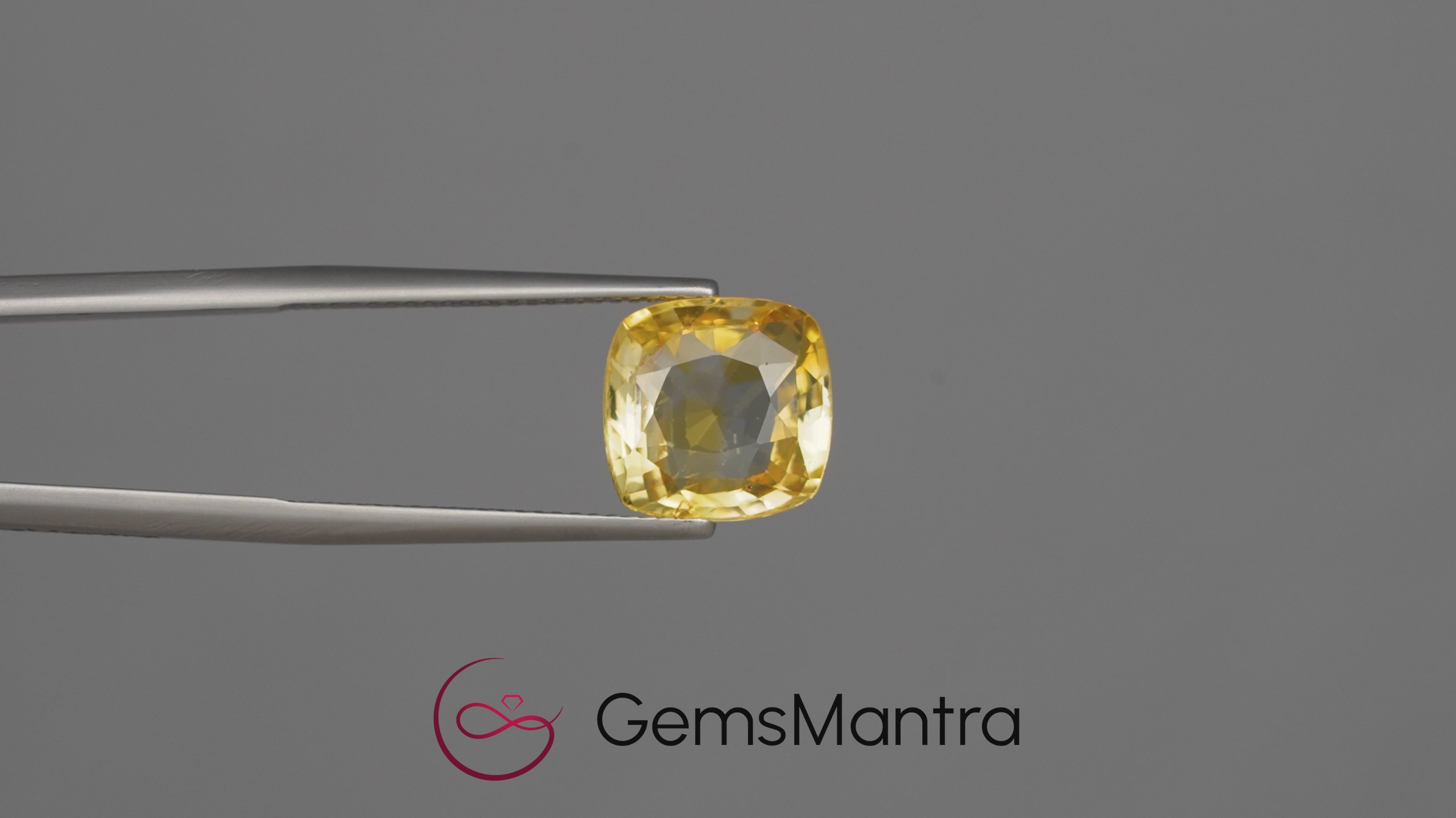 Yellow Sapphire - 5.52 Carats