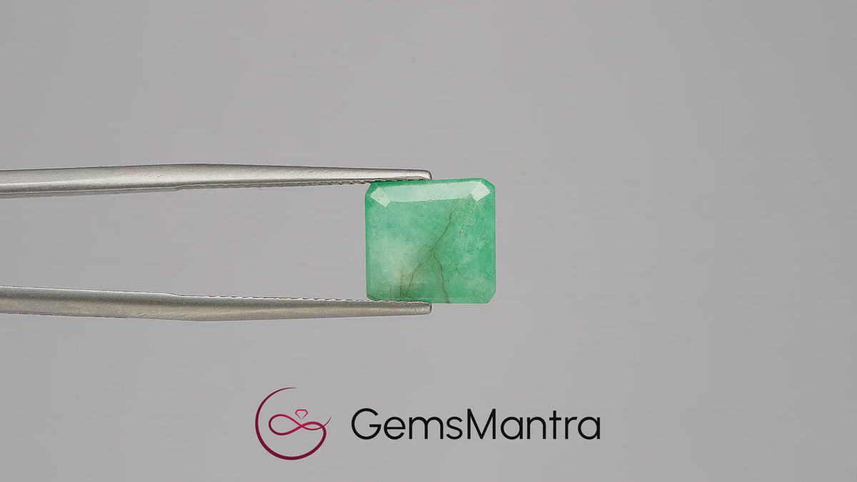 Brazilian Emerald (Panna) – 5.92 Carat / 6.5 Ratti [GM03455]