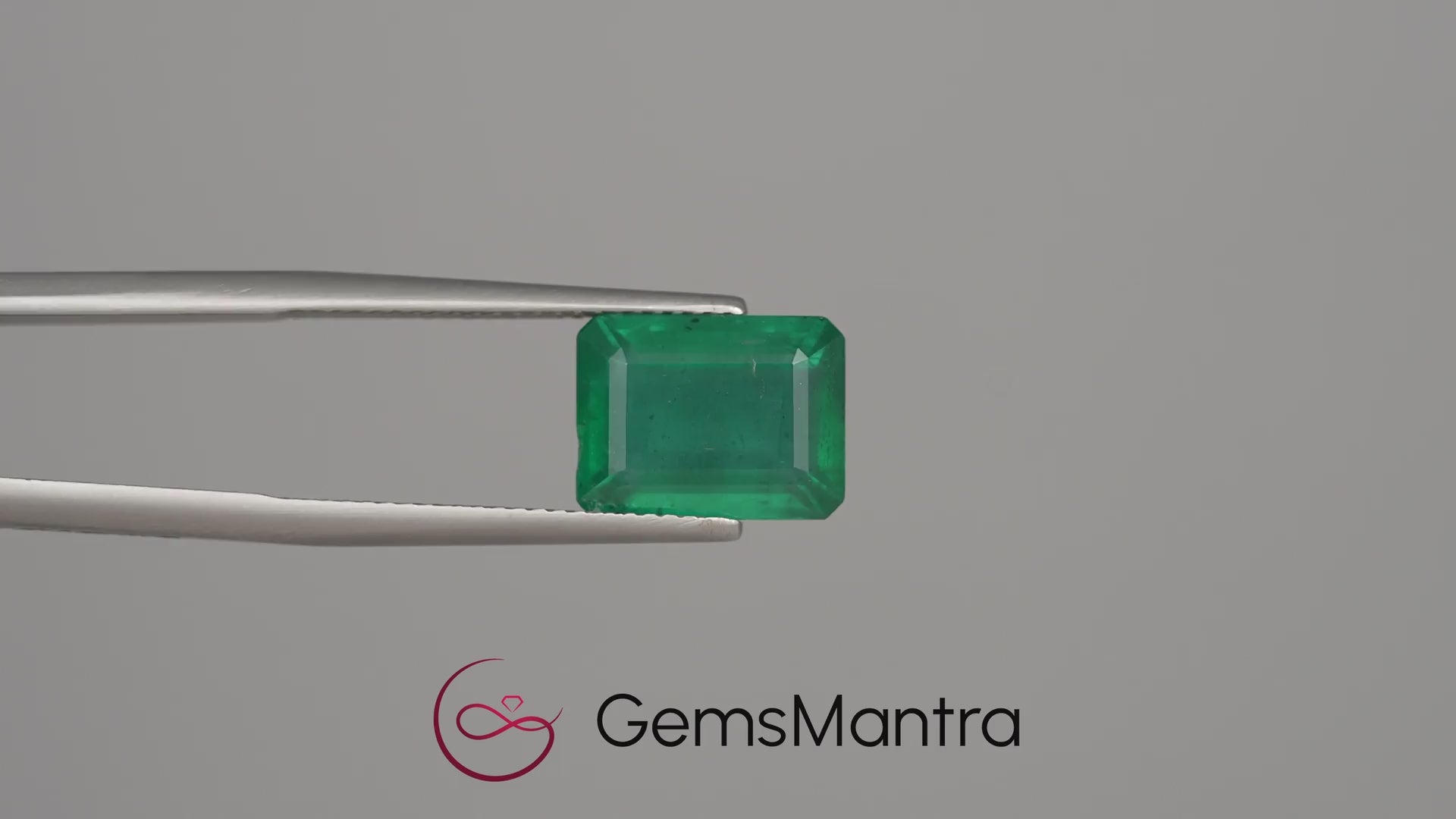 Emerald (Panna) - 4.71 Carats