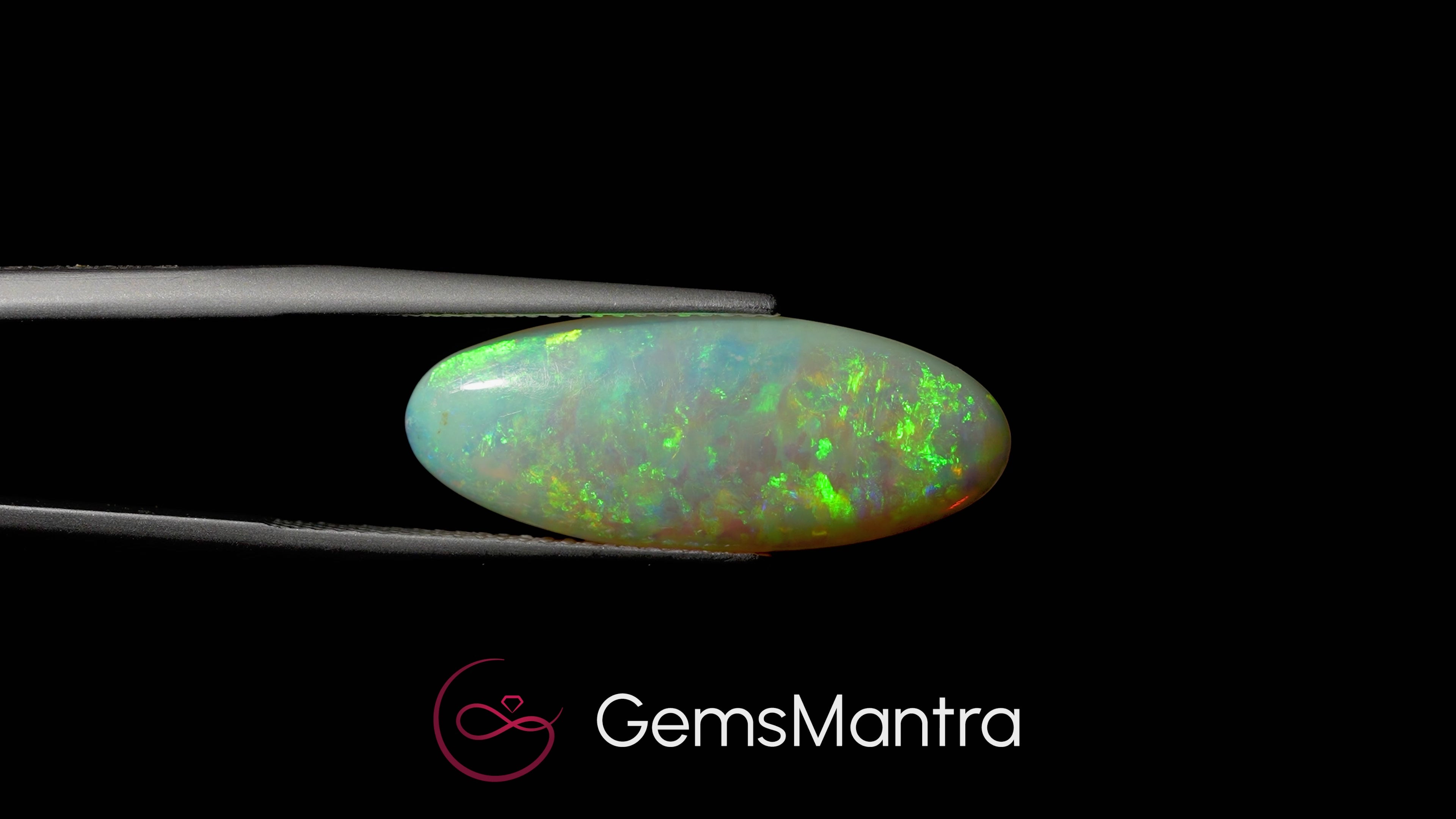 Opal - 4.69 Carats
