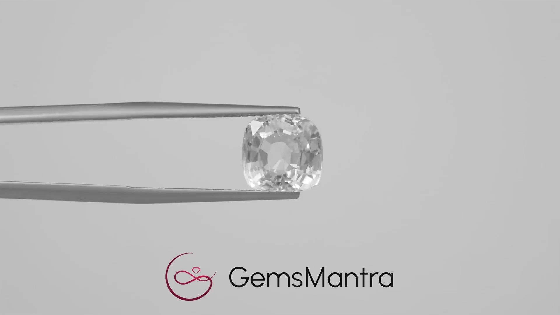 White Sapphire – 4.69 Carat / 5.2 Ratti [GM_101]