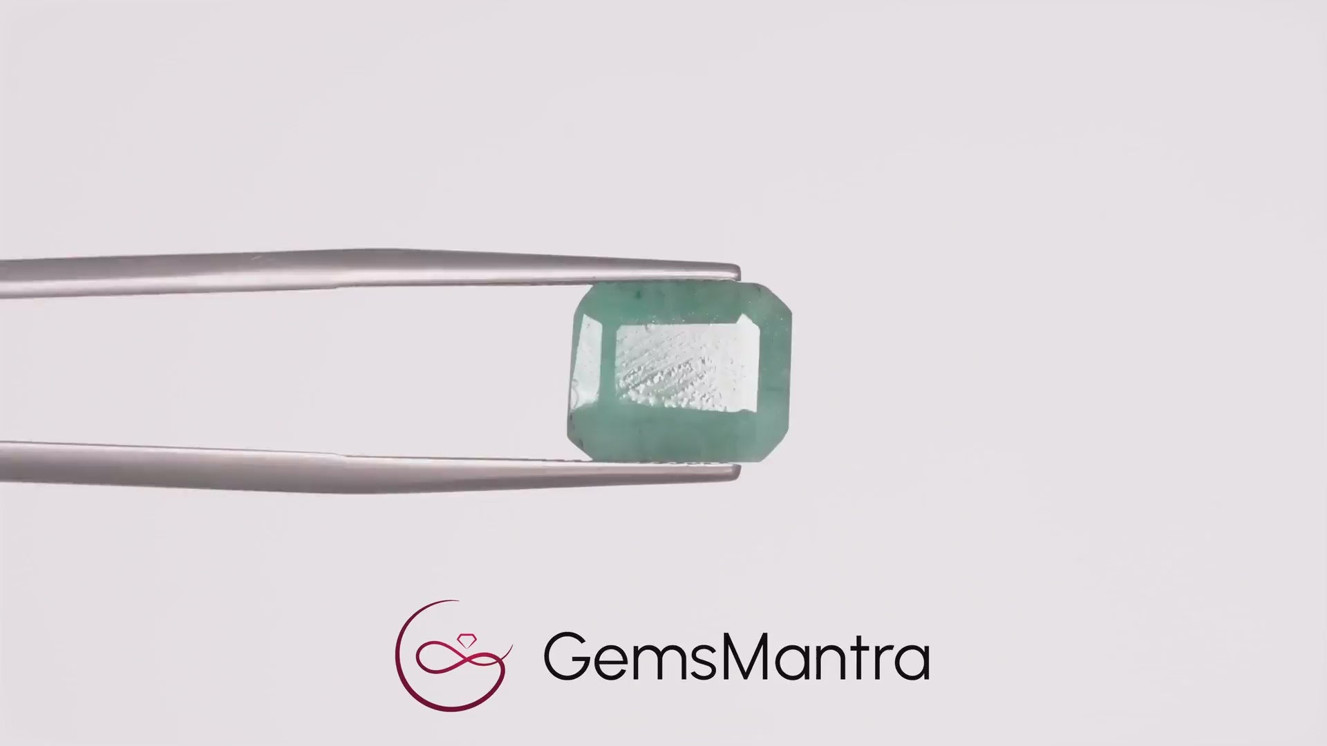 Emerald (Panna) – 4.91 Carat / 5.4 Ratti [GM02922]