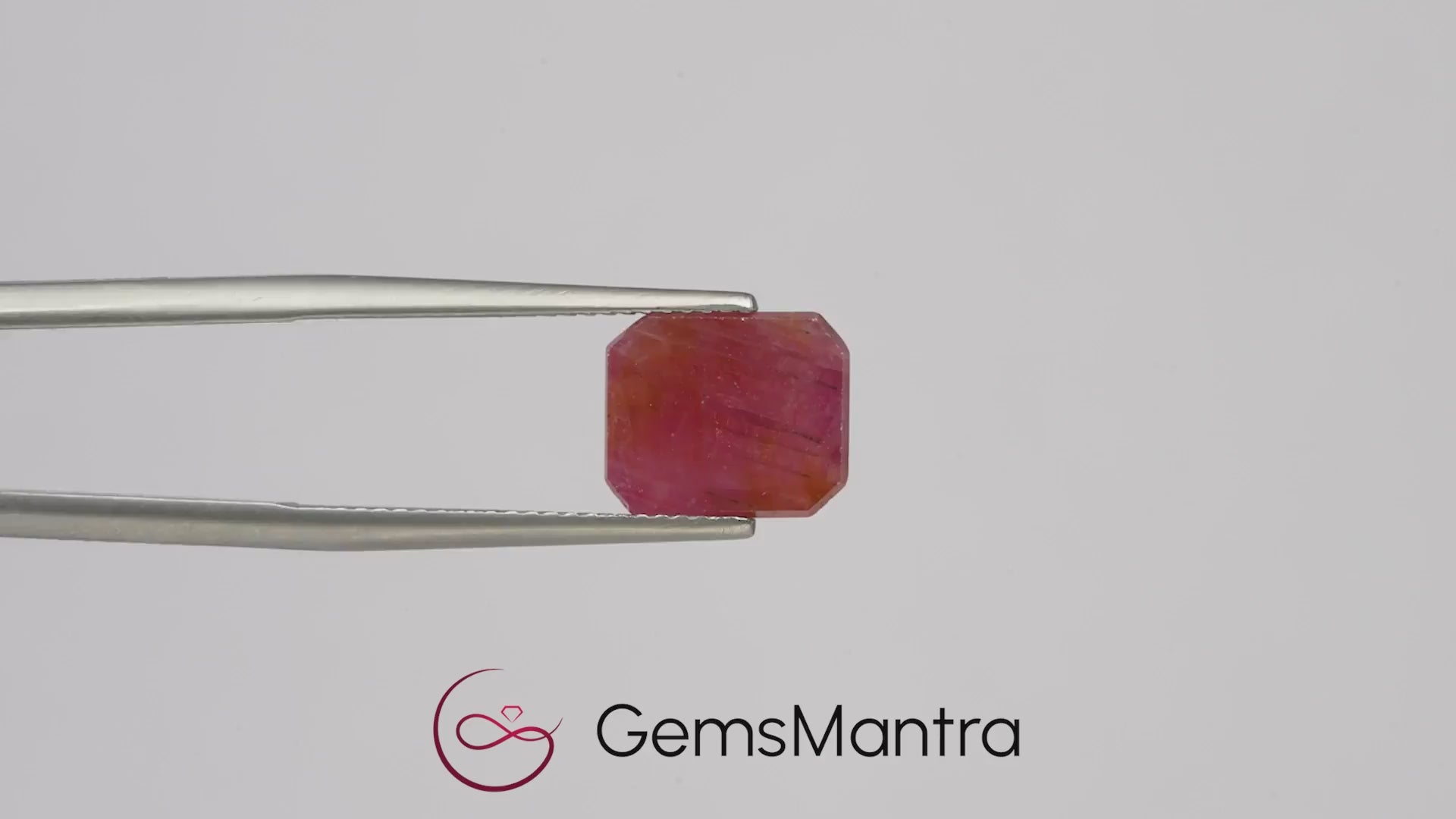 African Ruby (Manik) – 4.62 Carat / 5.1 Ratti [GM03342]