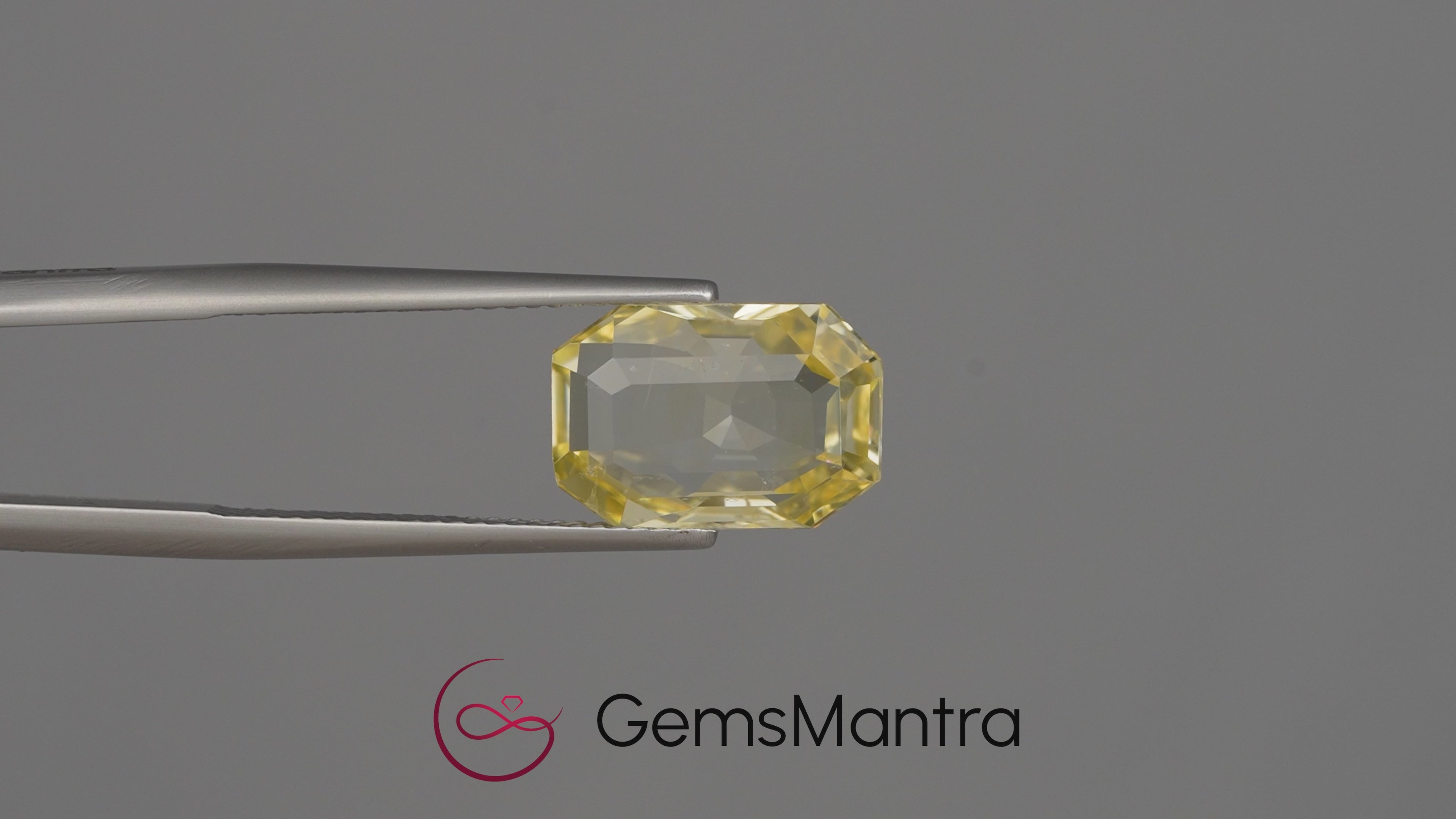Yellow Sapphire - 8.19 Carats