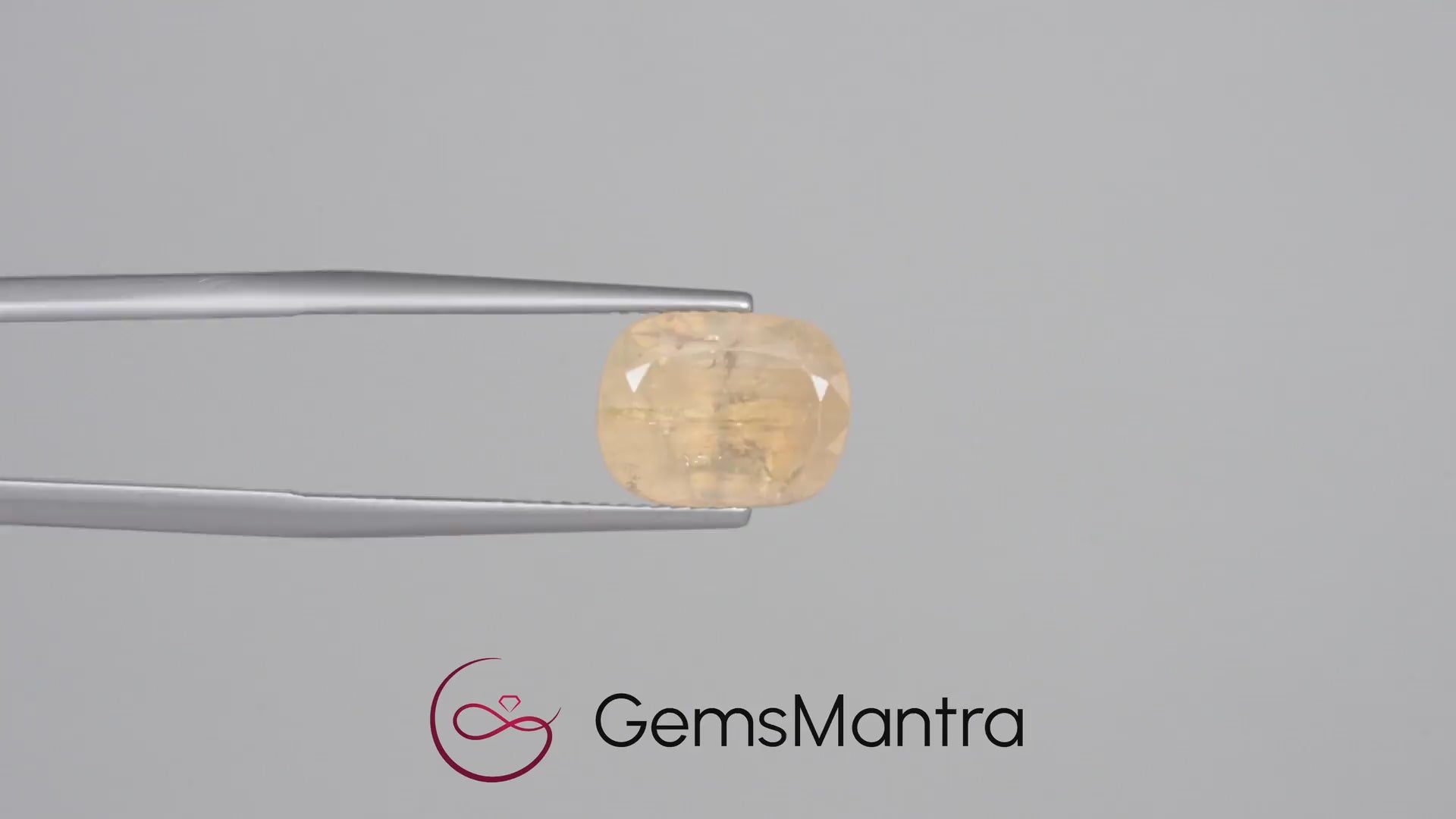 Yellow Sapphire (Pukhraj) – 6.61 Carat / 7.3 Ratti [GM02142]